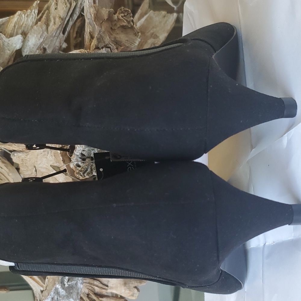Next booties - Picture 3 of 6